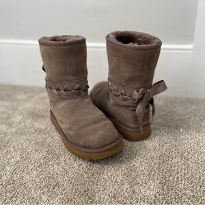 UGG Classic Lace Short